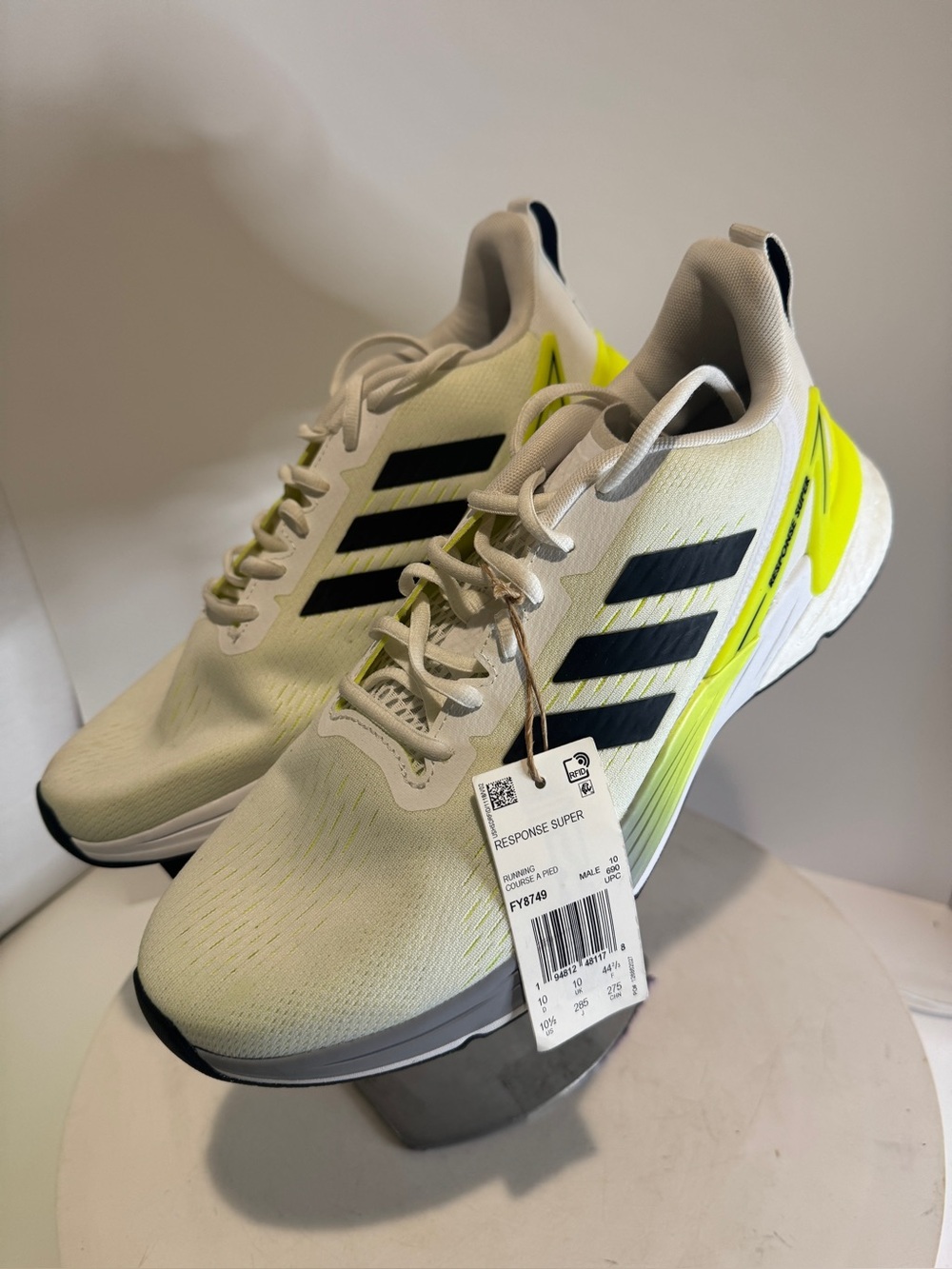 adidas Men's Response Super Running Shoe, White/Black/Solar Yellow size 10.5 NEW